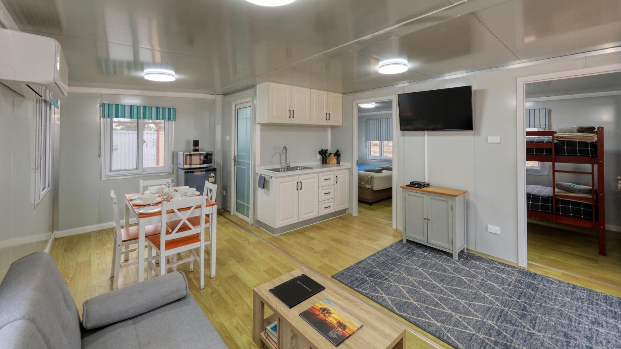 White Cliffs Self Contained Cabin Accommodation Exterior foto
